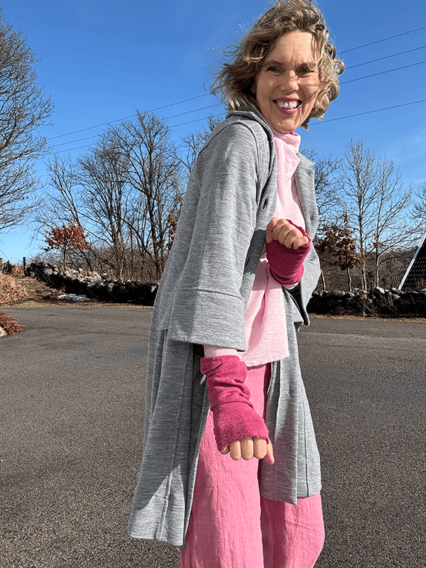 8026 Kåpe / Cardigan, Steel Grey Melange, Merino