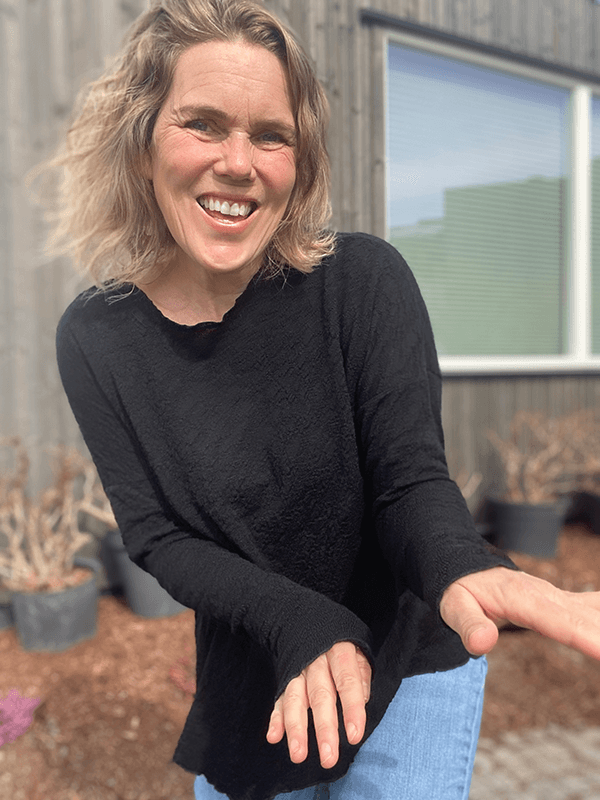 4504 Genser, Black, Bubble Wool