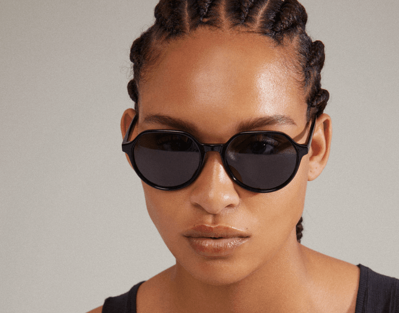 Triana Solbriller, Sort