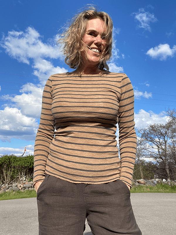 4006 T-Genser, Light Camel / Black Coffee, Merino