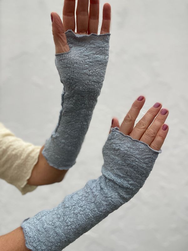 1504 Pulser, Blue Mist, Bubble Wool