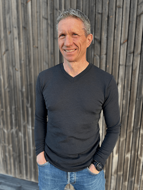 4020 RAM Genser V, Caviar, Merino