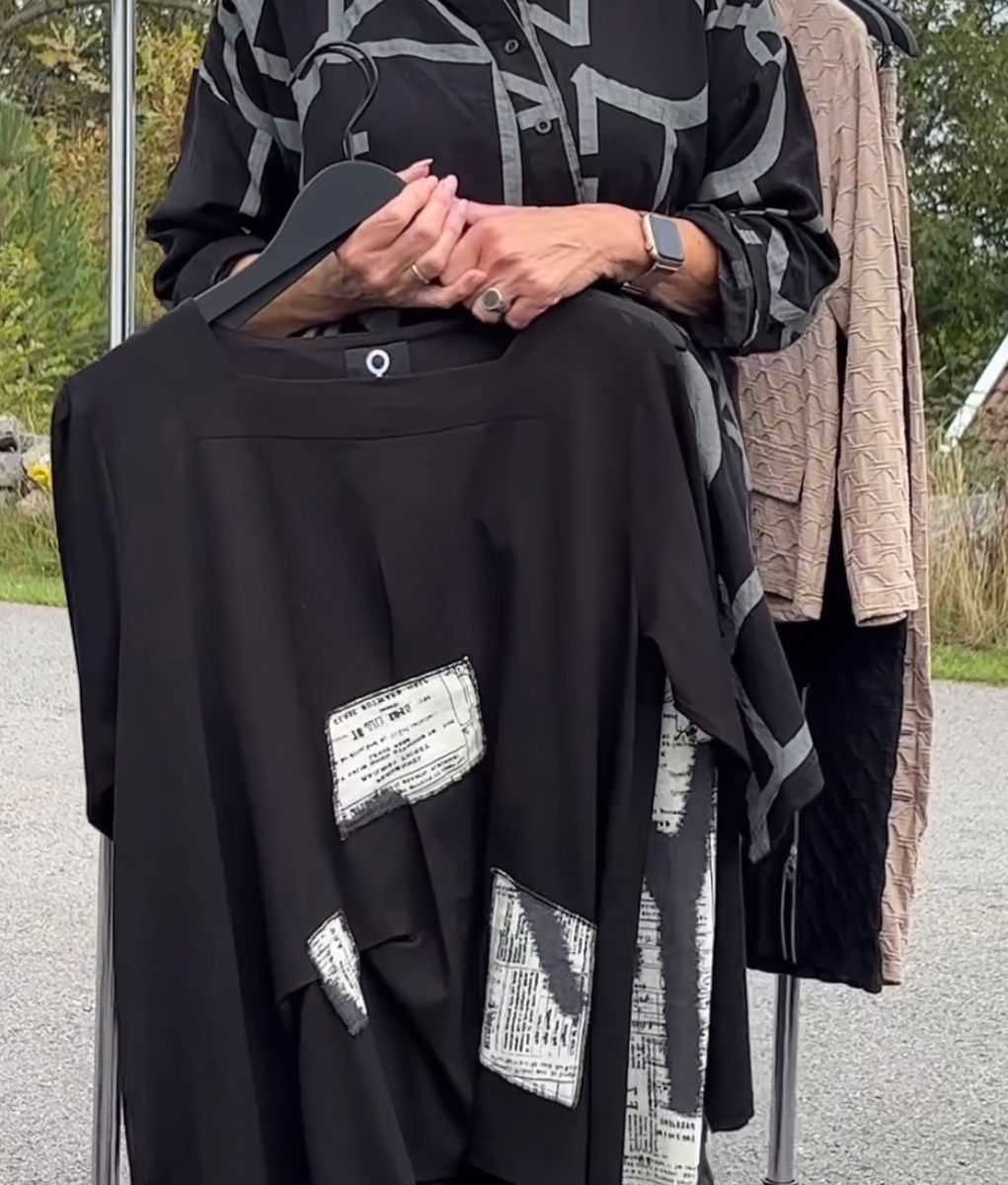 PreOrder: 0177 Topp, Letters, Black