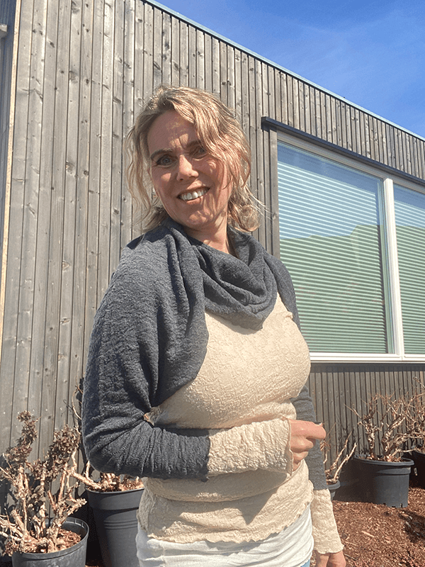 1507 SkulderVarmer, Anthrasite Melange, Bubble Wool