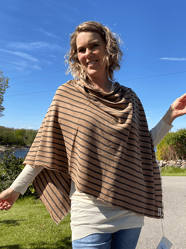 1001 Poncho, Light Camel / Black Coffee, Merino
