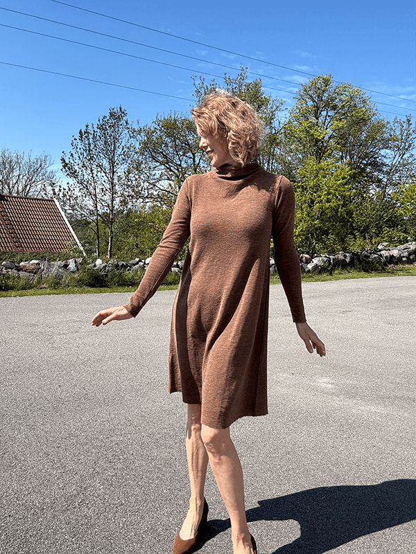 7032 Kjole, Camel Melange, Merino