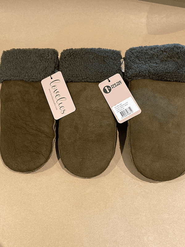 Belukta Votter, Skinn, Army